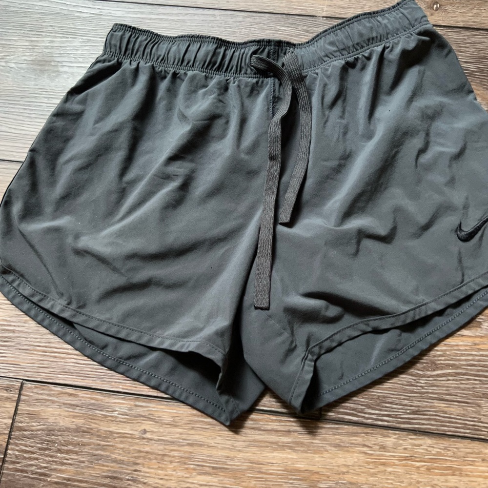 Nike shorts dark gray